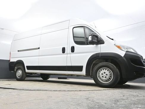 Used 2024 RAM ProMaster 2500 w/ Convenience Group FWD image 29