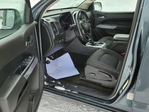 Used 2015 Chevrolet Colorado LT w/ LT Convenience Package image 18