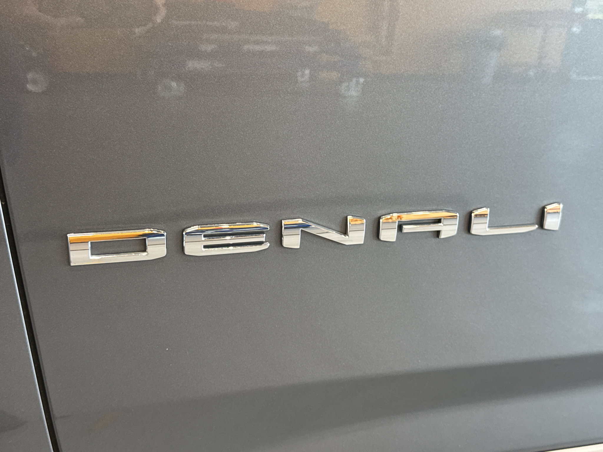 Used 2021 GMC Yukon XL Denali w/ Denali Premium Package AWD/4WD image 12