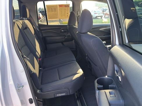 Used 2023 Honda Ridgeline Sport image 13