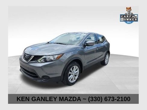 Used 2018 Nissan Rogue Sport S w/ S Appearance Package AWD/4WD image 1