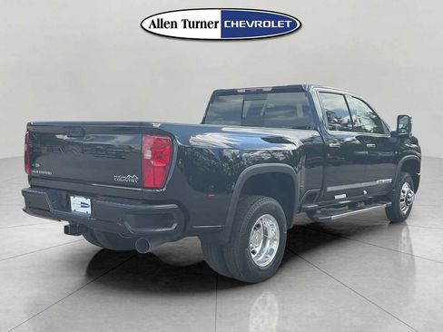 New 2026 Chevrolet Silverado 3500 High Country w/ High Country Premium Package AWD/4WD image 4