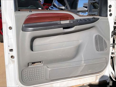 Used 2006 Ford F350 Lariat image 20