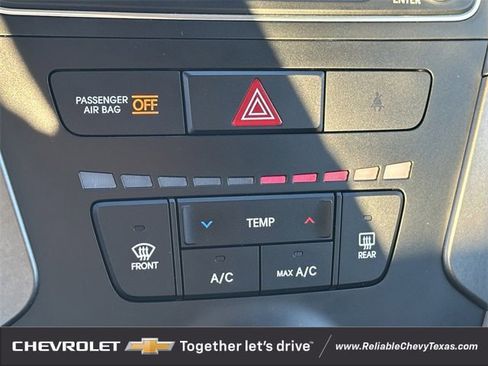 Used 2017 Hyundai Santa Fe Sport image 21