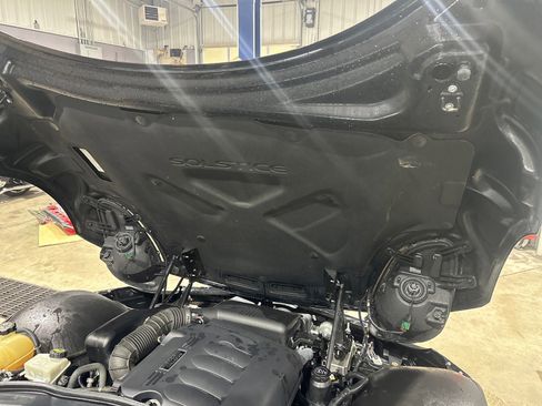 Used 2007 Pontiac Solstice Convertible w/ Convenience Package image 26