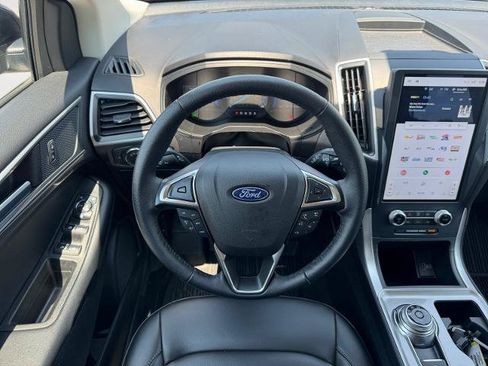 Certified 2023 Ford Edge SEL AWD/4WD image 12