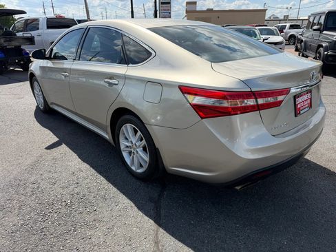 Used 2014 Toyota Avalon XLE image 3