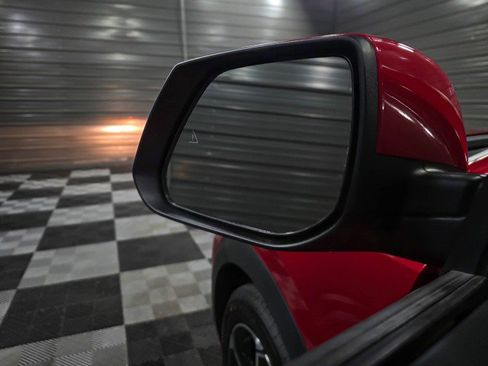 Used 2024 Kia Niro EX image 33