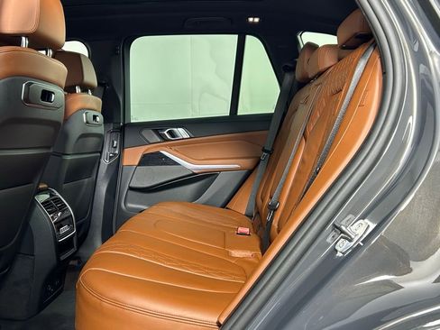 Used 2026 BMW X5 xDrive40i w/ M Sport Package image 19