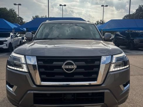 Used 2021 Nissan Armada SL w/ Captain's Chairs Package RWD image 2