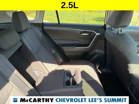 Used 2024 Toyota RAV4 XLE FWD image 30