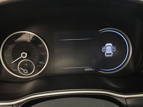 Used 2024 Genesis GV80 2.5T image 18