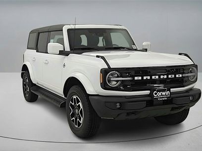 New 2025 Ford Bronco Outer Banks
