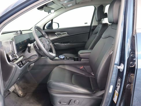 Used 2024 Kia Sportage EX image 8