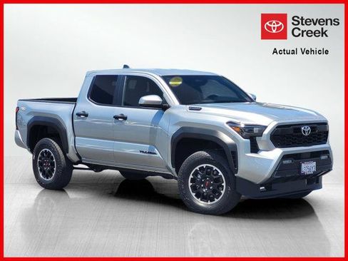 Certified 2025 Toyota Tacoma TRD Off-Road w/ TRD Off Road Upgrade Package AWD/4WD image 1