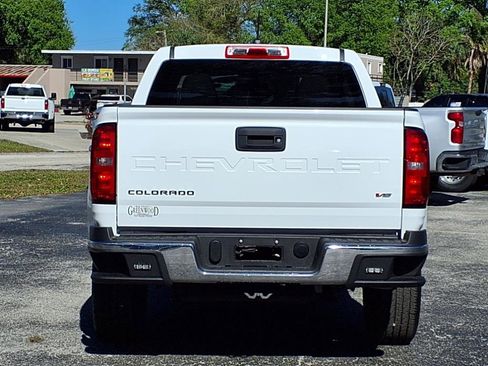 Certified 2022 Chevrolet Colorado W/T w/ WT Convenience Package image 5