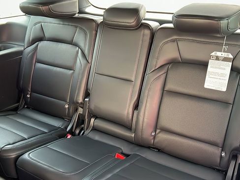 Certified 2025 Lincoln Navigator Reserve w/ Jet Appearance Package image 12