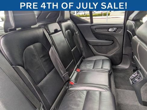 Certified 2023 Volvo XC40 B5 Plus w/ Protection Package Premier AWD/4WD image 28
