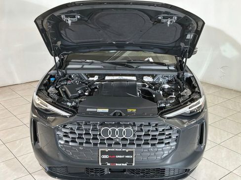 Certified 2025 Audi Q5 Premium Plus w/ Premium Plus image 17