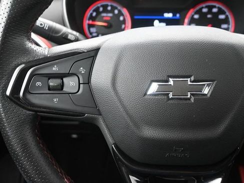 Used 2021 Chevrolet TrailBlazer RS w/ Technology Package FWD image 24