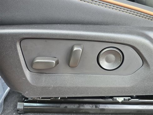 New 2026 GMC Canyon AT4 image 14