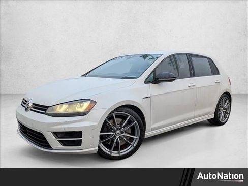 Used 2017 Volkswagen Golf R 4-Door image 1