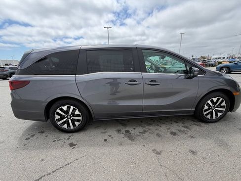 Used 2025 Honda Odyssey EX-L image 7