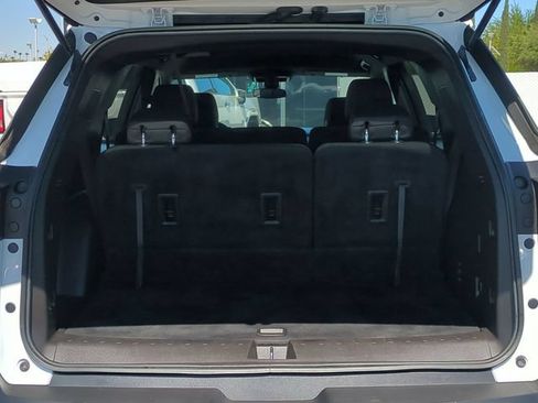 Used 2023 Chevrolet Traverse LT FWD image 30