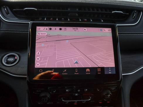 New 2025 Jeep Grand Cherokee L Limited image 19