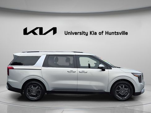 New 2026 Kia Carnival EX FWD image 2