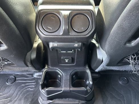 Used 2021 Jeep Wrangler Unlimited Rubicon image 21