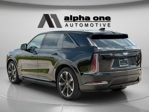 Used 2026 Cadillac Escalade IQ Sport 2 AWD/4WD image 10