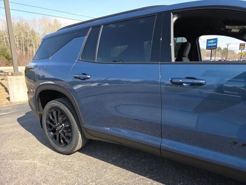 New 2026 Chevrolet Traverse LT image 11