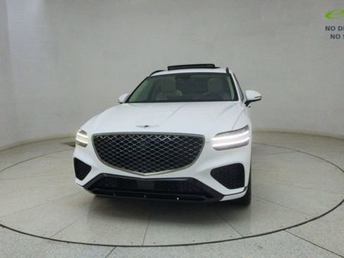 Used 2023 Genesis GV70 3.5T Sport w/ Sport Prestige Package AWD/4WD image 72