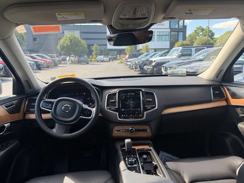 Used 2023 Volvo XC90 B6 Plus w/ Protection Package Premier AWD/4WD image 5