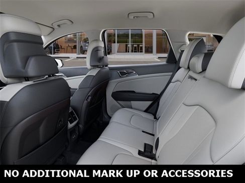 New 2026 Kia Sportage EX image 18