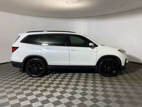 Used 2021 Honda Pilot Black Edition image 4