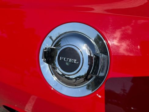 Used 2018 Dodge Challenger SXT RWD image 17