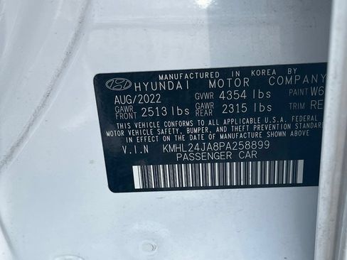 Used 2023 Hyundai Sonata SE FWD image 2