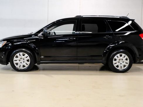 Used 2017 Dodge Journey SE image 13