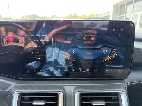 Used 2024 Ford Mustang Premium RWD image 31