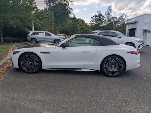 New 2026 Mercedes-Benz Maybach SL 680 image 9