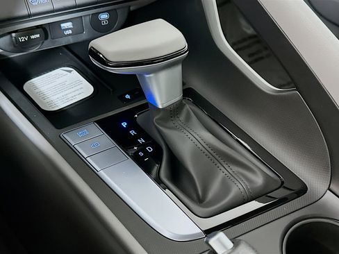 New 2026 Hyundai Elantra Sport FWD image 16