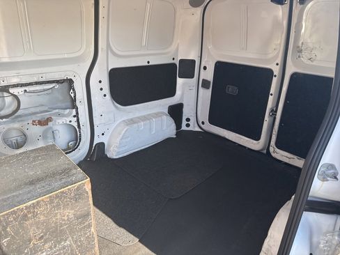 Used 2019 Nissan NV200 SV w/ Navigation Package image 13