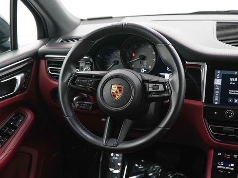 Used 2023 Porsche Macan S AWD/4WD image 14