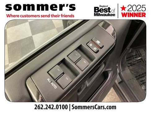 Used 2020 Toyota 4Runner SR5 image 11