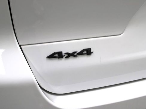 New 2026 Jeep Grand Cherokee L Limited image 43