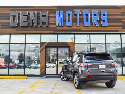 Used 2019 Jeep Compass Limited image 16