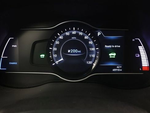 Used 2019 Hyundai Kona Ultimate image 11