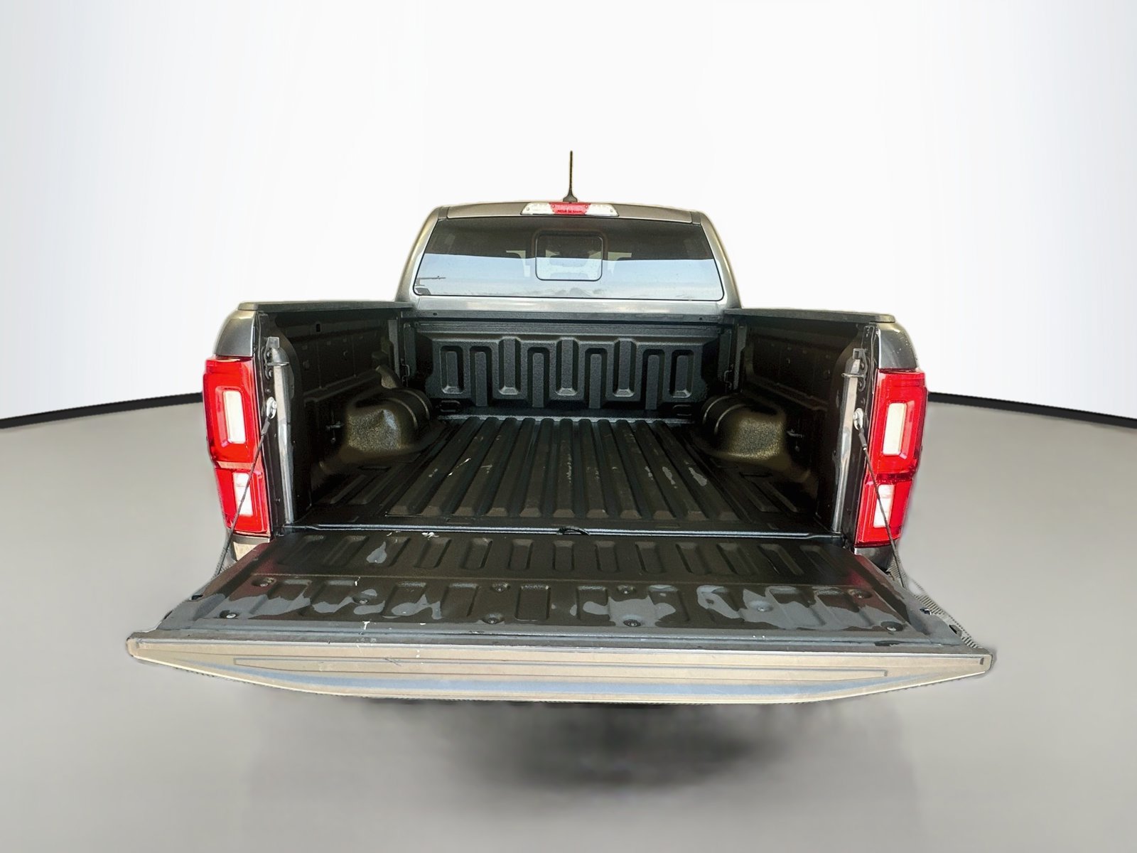 Used 2019 Ford Ranger XLT w/ Equipment Group 302A Luxury AWD/4WD image 25
